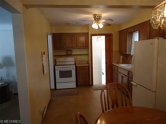 4th image of 11410 Barrington Blvd