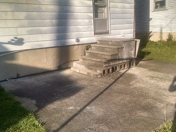 Cement Patio back yard