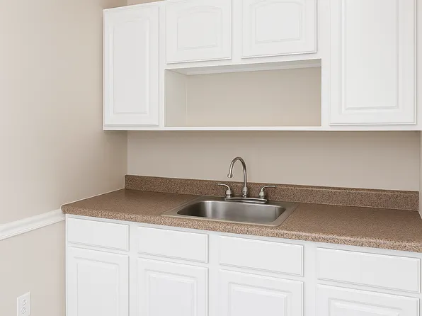 834 W State St APT 3, Trenton, NJ 08618