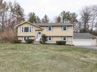 26 Hardy Rd, Londonderry, NH 03053