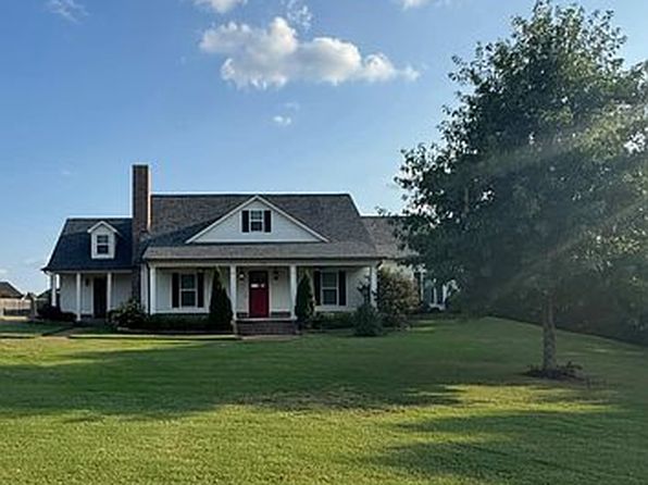 4565 Pleasant Breeze Dr