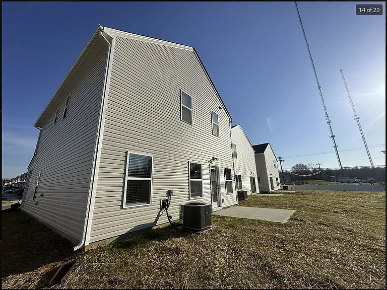 9050 Stoney Waters Ct — Photo 15