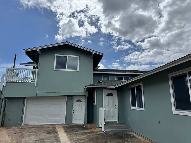 1074 Maiha Cir #A — Photo 2