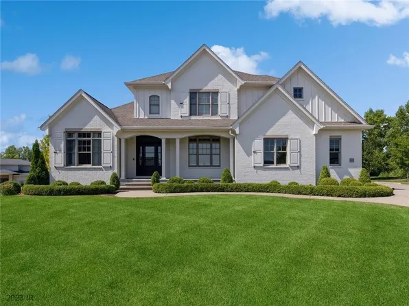 3102 162nd St, Urbandale, IA 50323