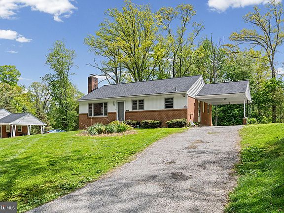 2nd image of 16811 Ridge Rd