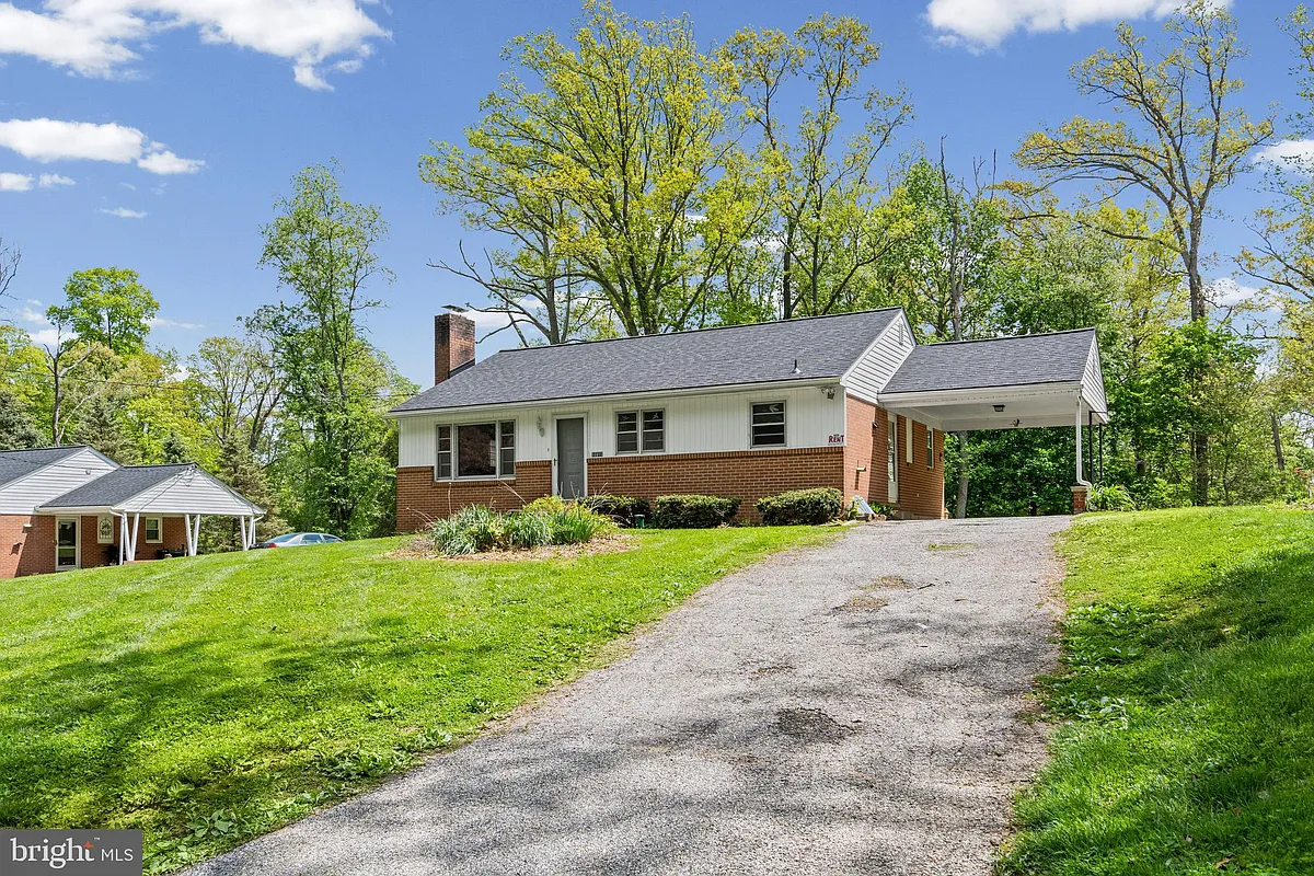 Building Photo - 16811 Ridge Rd