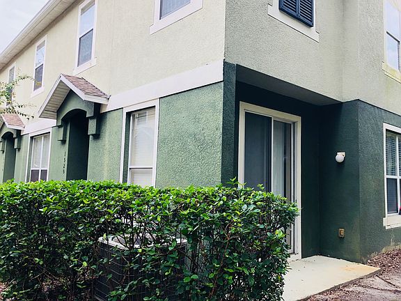 2nd image of 1520 San Jacinto Cir