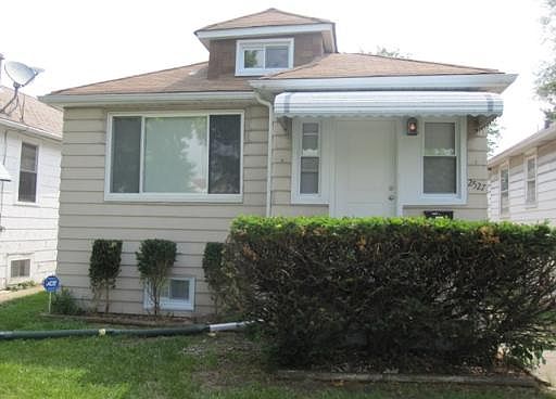 1st image of 2527 N New England Ave