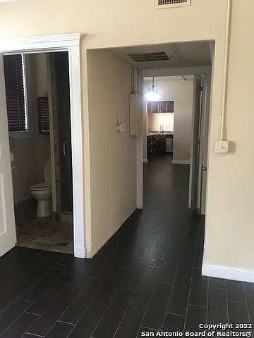 601 N Alamo St #206 — Photo 8
