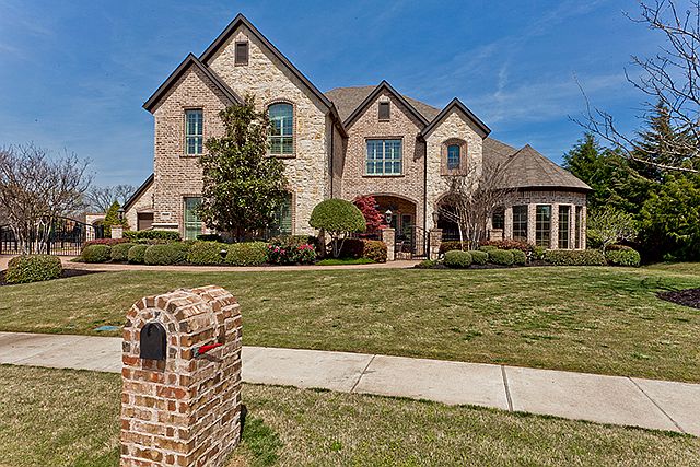 1st image of 6800 Thorntree Dr
