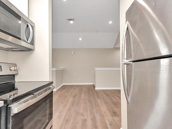 5th image of 1153 Lovett St