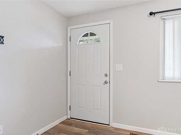 5th image of 6153 Farmborough Dr