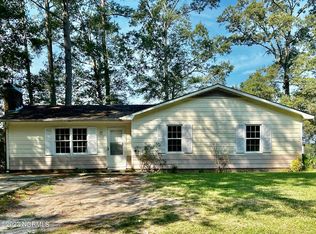 1704 Farmgate Rd, Kinston, NC 28504