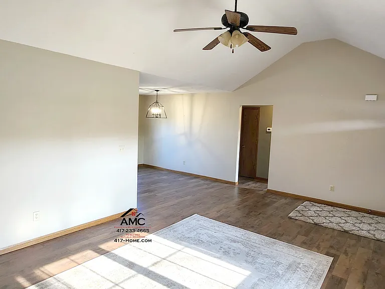 305 Union Hill St — Photo 4