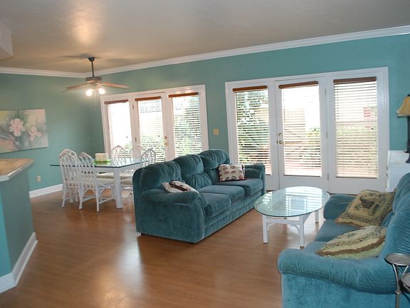 4th image of 2858 Mantanzas Ave