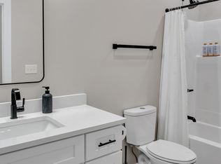 200 E 17th St #3, Bloomington, IN 47408