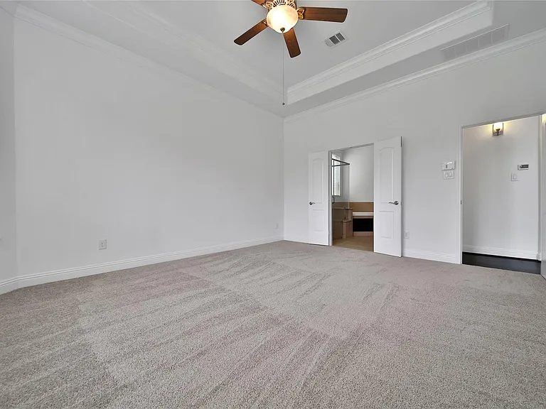 27 Waterfall Way — Photo 12