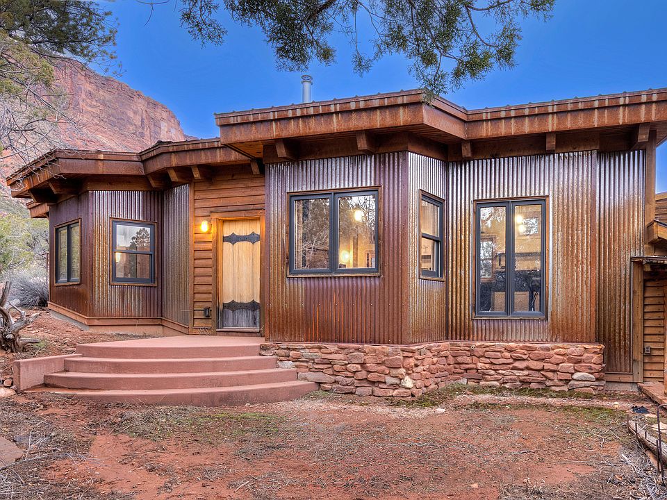 1st image of 338 Taylor Ln