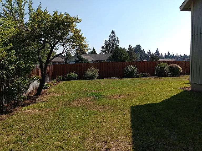 3092 NE Tahoe Ct — Photo 29