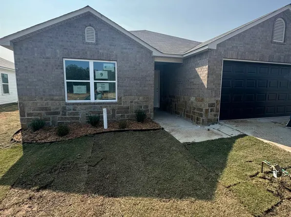 1279 Agogo Ln, Conway, AR 72034