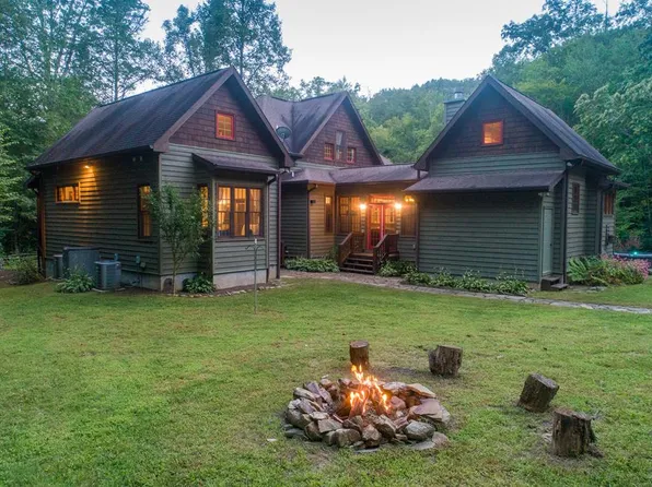 364 Mamies Way, Almond, NC 28702