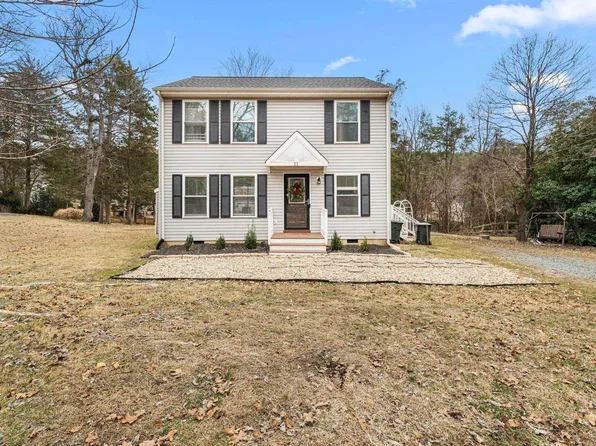 11 Pleasant View Ter, Palmyra, VA 22963