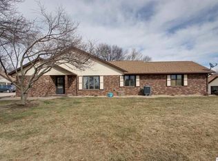 613 Pawn Ave, Quincy, IL 62305