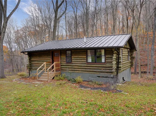 7047 Lawyer Rd #R-162, Naples, NY 14512