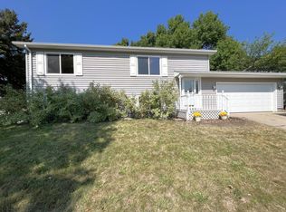 966 Broken Bow Trl, Brookings, SD 57006