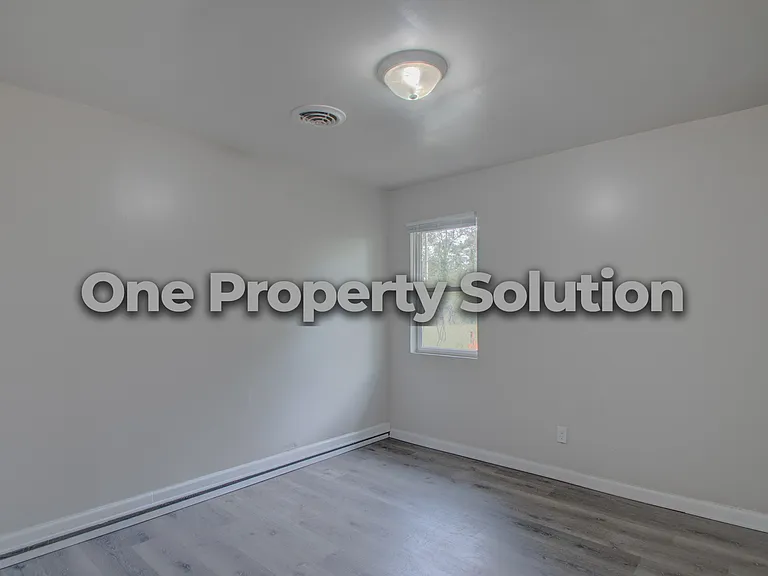 1151 Decatur St — Photo 13
