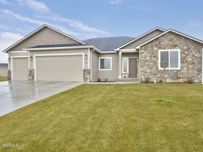 1541 W Goodlander Rd, Selah, WA, 98942