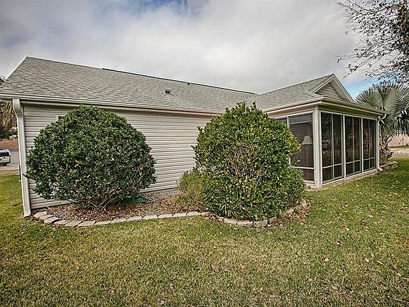 5th image of 677 Pine Hills Pl