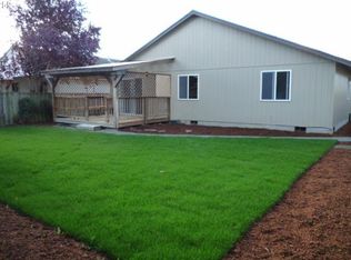 460 SE 73rd Ave, Hillsboro, OR 97123