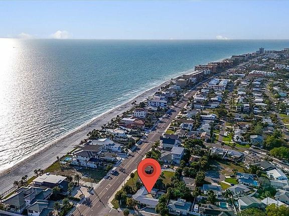 4th image of 16007 Gulf Blvd
