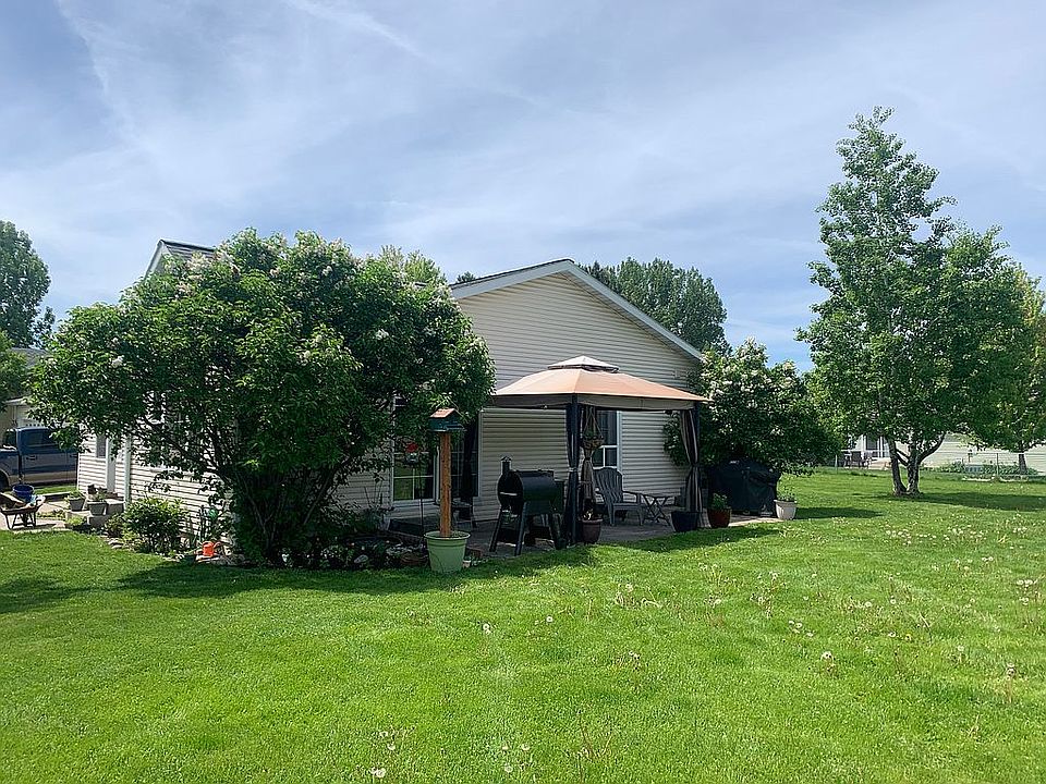 1st image of 2240 Westfield Ct