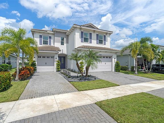 5th image of 15769 Hummingbird Ln