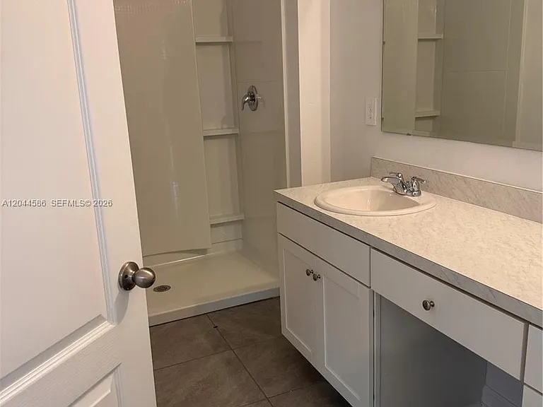 25 Redbud Rd — Photo 3