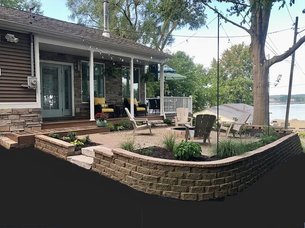 4595.5 E Shore Dr, Caledonia, MI 49316
