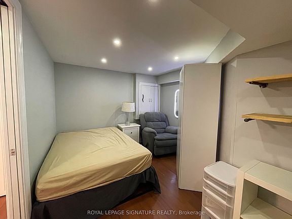 4th image of 157 Rouge River Dr #Basement