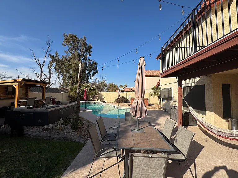 3728 N Copenhagen Dr — Photo 48
