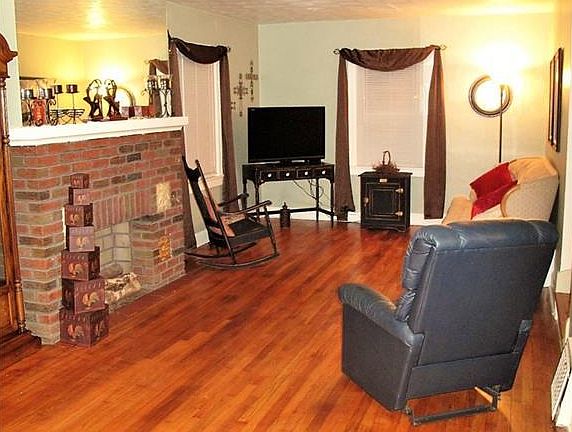 5th image of 192 Shadyside Dr