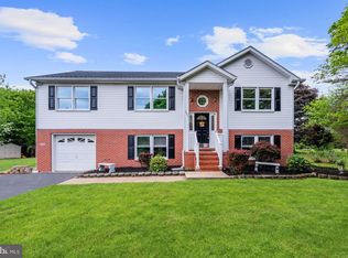 2901 Split Rail Dr, Westminster, MD 21157