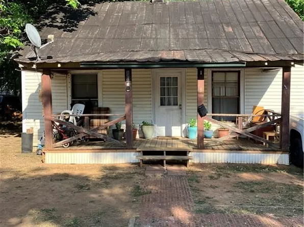 1813 Center St, Winston Salem, NC 27127