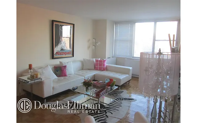 Rented by Douglas Elliman | media 2