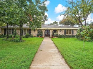 2418 Winewood Ln, Arlington, TX 76013