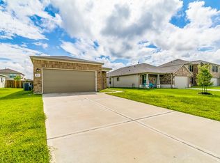 831 Salado Slough Ln, Rosenberg, TX 77471