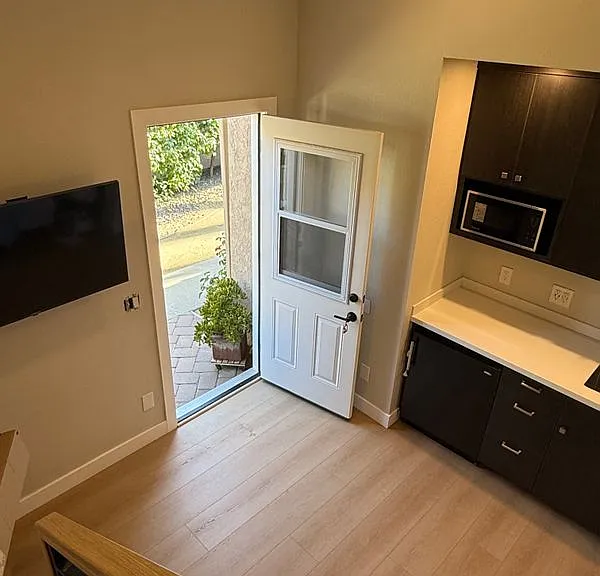 25520 Aragon Way — Photo 9