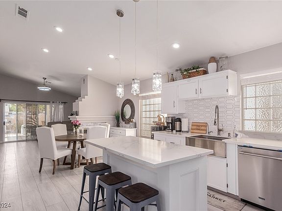 5th image of 8329 Sky Canyon Ct