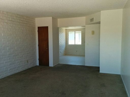 4th image of 2814 N Sparkman Blvd