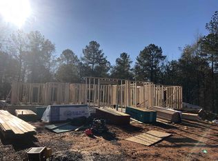 304 Tuxedo Cir, Forsyth, GA 31029